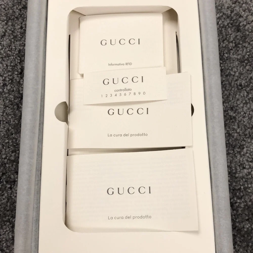 Gucci iPhone 7/8 Bee coated canvas case